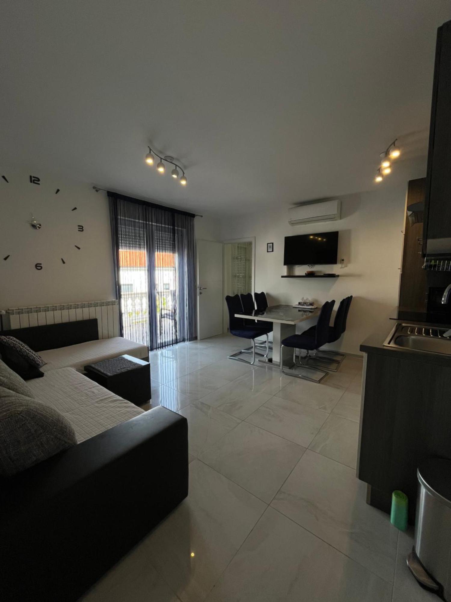 Ostojic Apartmán *