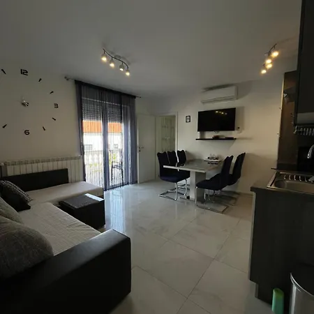 Apartments Ostojic Krk Town Exterior photo