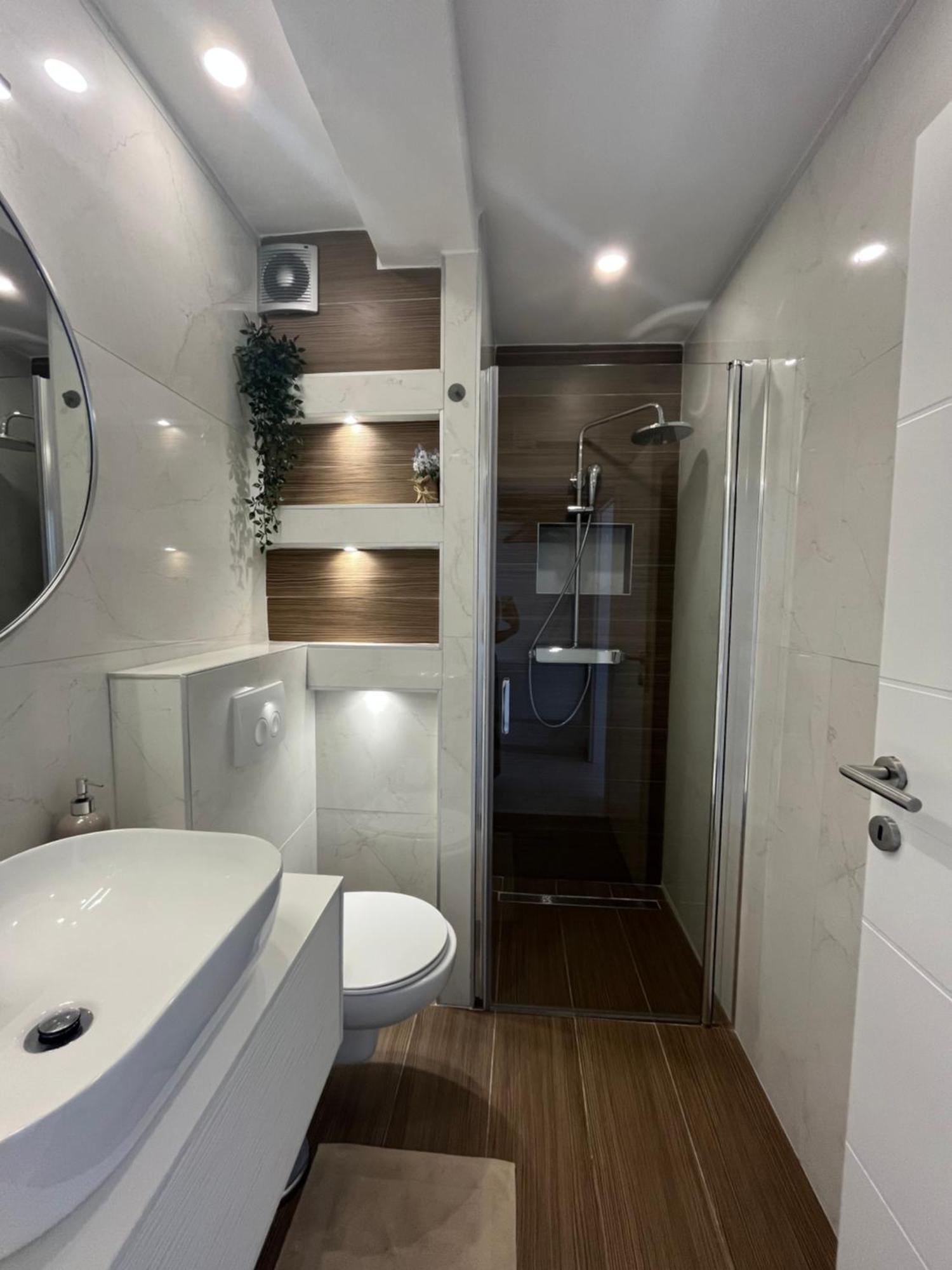 Ostojic Apartment *