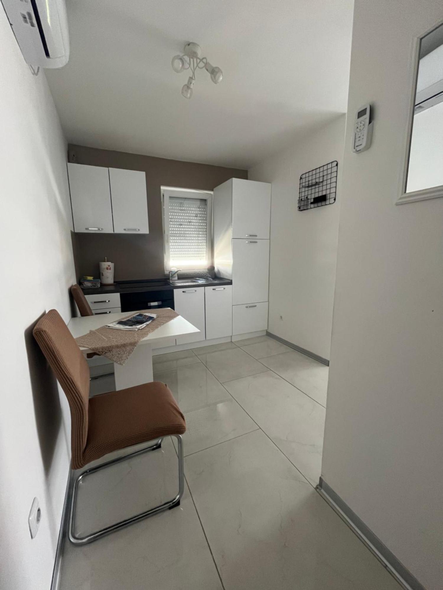 Apartment Ostojic *