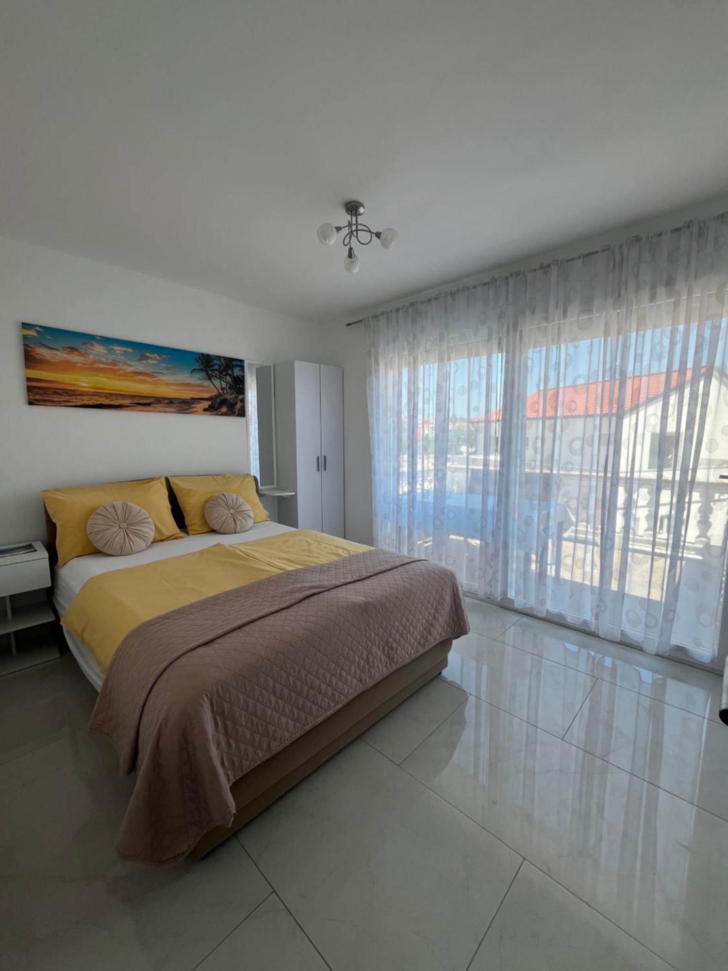 Ostojic Apartment Krk Town