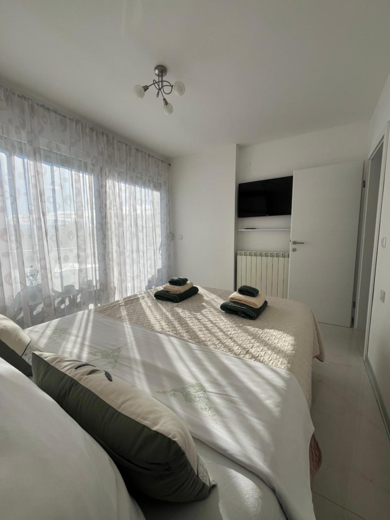 Apartament Ostojic *